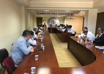 Genel Başkanımız Nihat Yurdakul, Sendikamız İzmir Şubelerinin Başkan ve Yöneticileriyle Toplantı Gerçekleştirdi