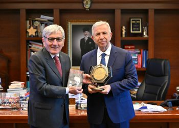 Genel Başkanımız Nihat Yurdakul, Ankara Büyükşehir Belediye Başkanı Mansur Yavaş’ı ziyaret etti