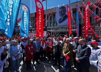 Sendikamız İstanbul Şubeleri, 1 Mayıs Öncesi Halk İradesine Saygı ve Demokrasi Çağrısında Bulundu…